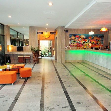 La Moon At Phuket - Sha Extra Plus Exterior photo