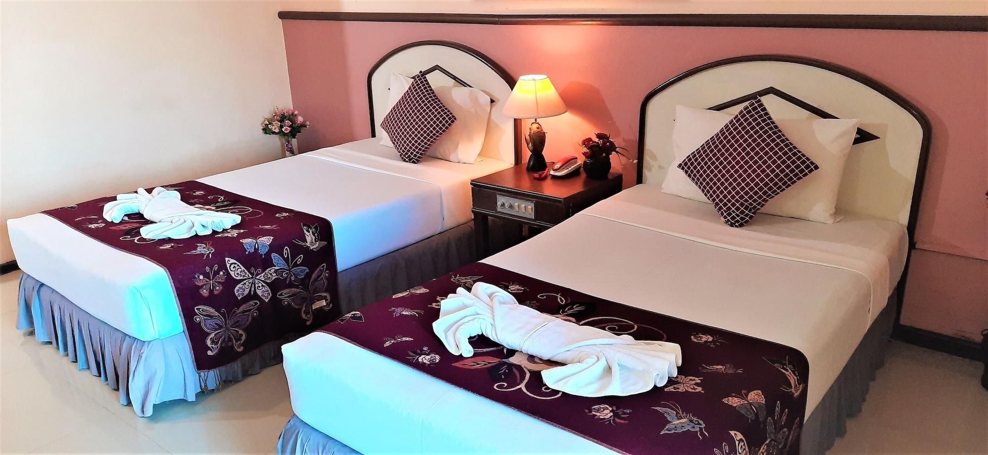 La Moon At Phuket - Sha Extra Plus Exterior photo