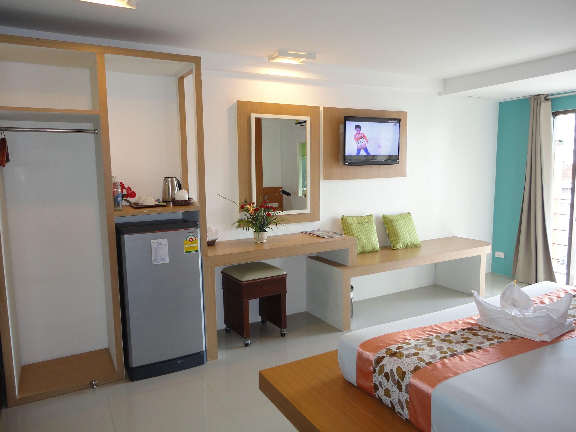 La Moon At Phuket - Sha Extra Plus Exterior photo