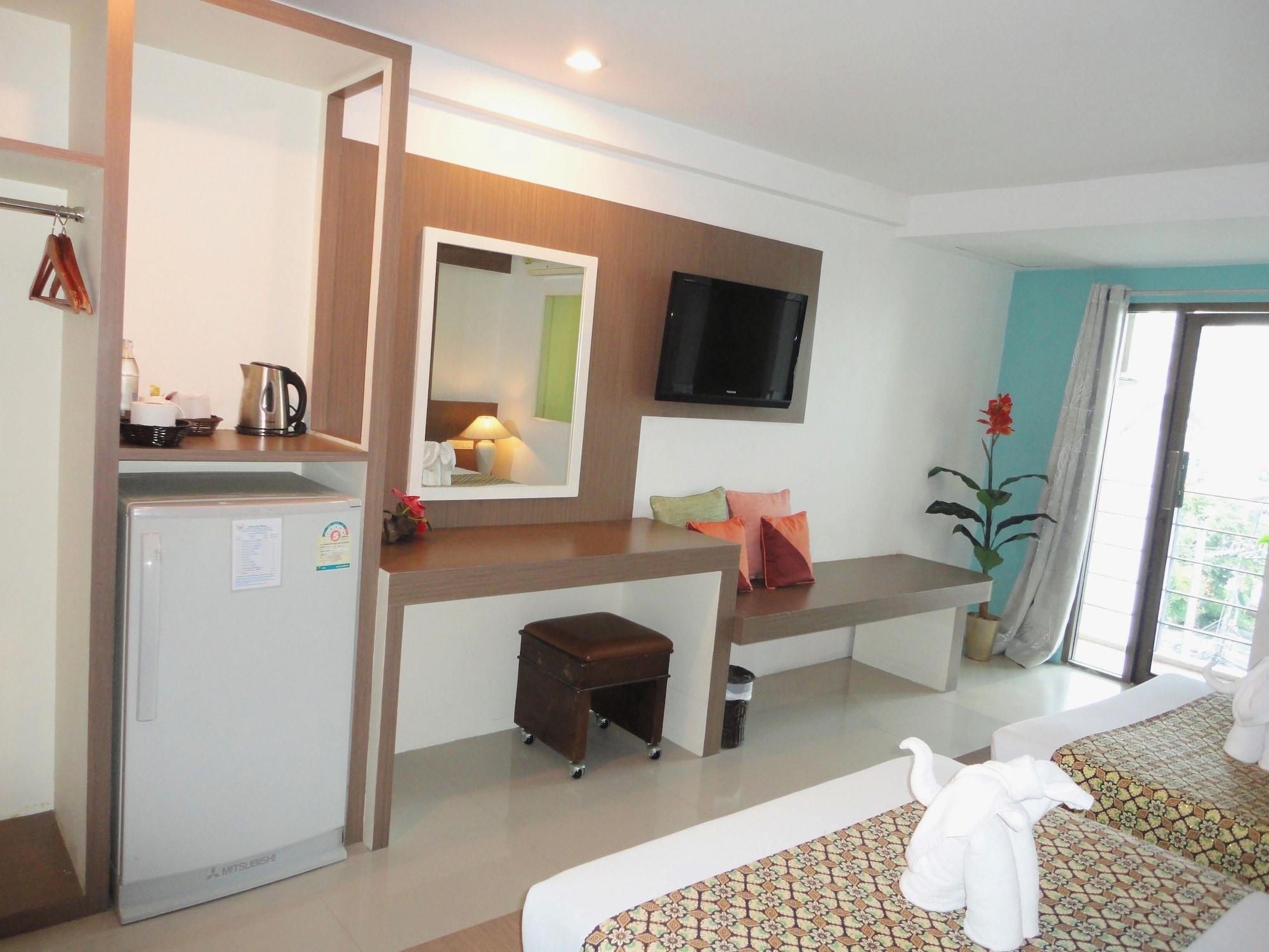 La Moon At Phuket - Sha Extra Plus Exterior photo