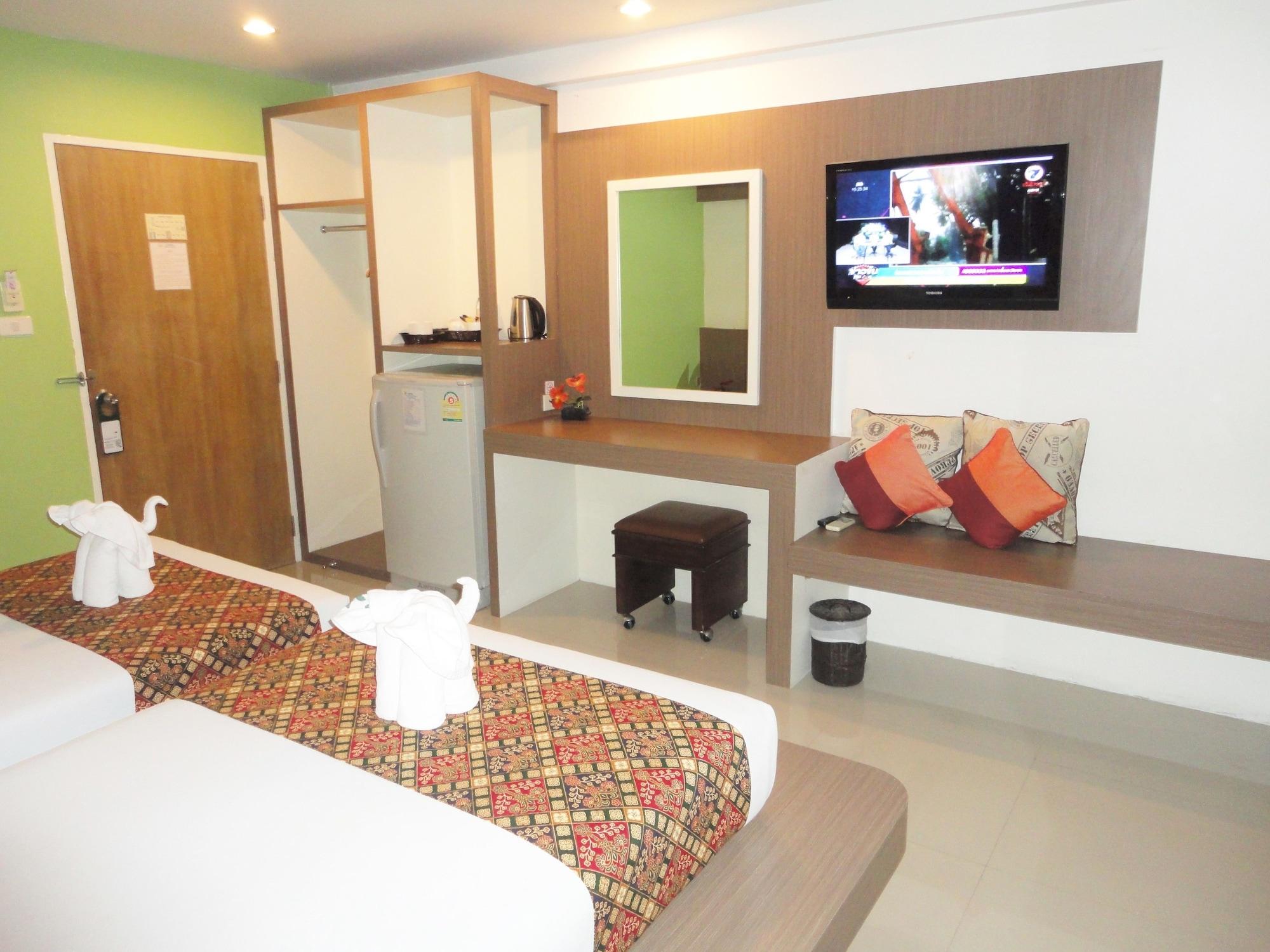 La Moon At Phuket - Sha Extra Plus Exterior photo