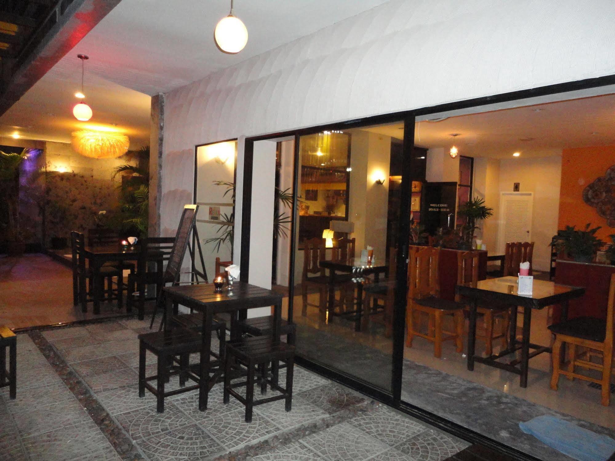 La Moon At Phuket - Sha Extra Plus Exterior photo