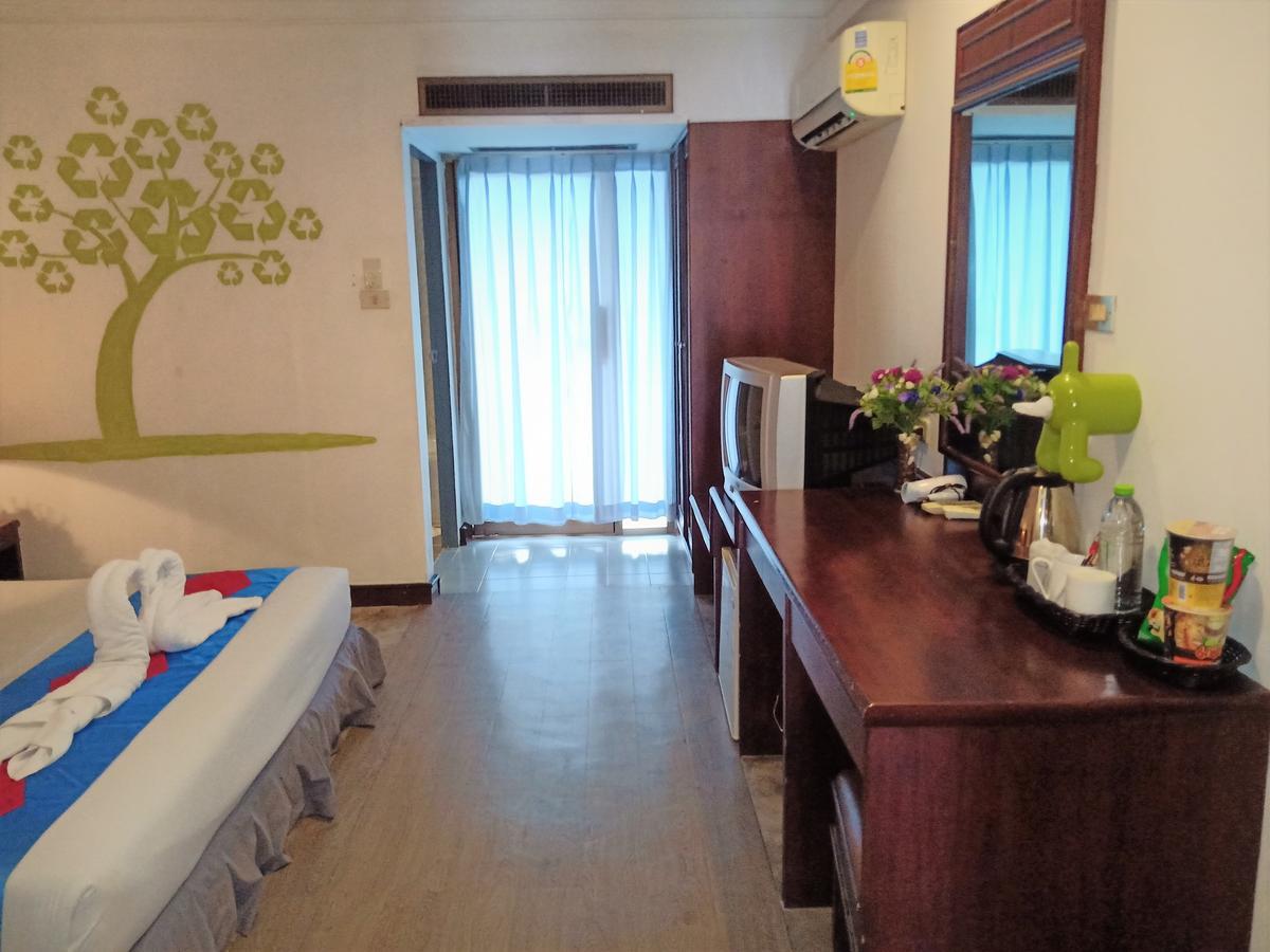 La Moon At Phuket - Sha Extra Plus Exterior photo